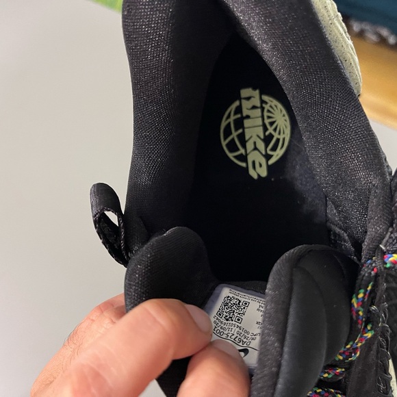 Nike Cosmic Earth Mission CMU001 size us 7.5 - Picture 8 of 11